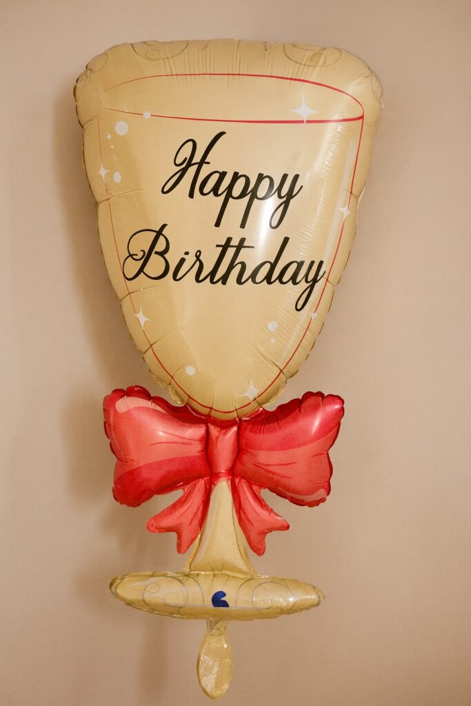 sektglas mit masche happy birthday partydekoration 74cm ballonwerk